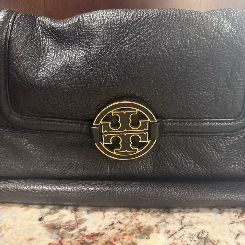 *PRE-OWNED* Tory Burch Amanda Foldover Crossbody Bag - Picture 2 of 11
